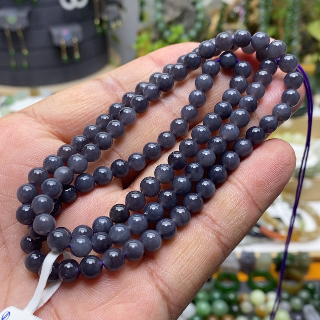 和田玉颈饰未镶嵌84