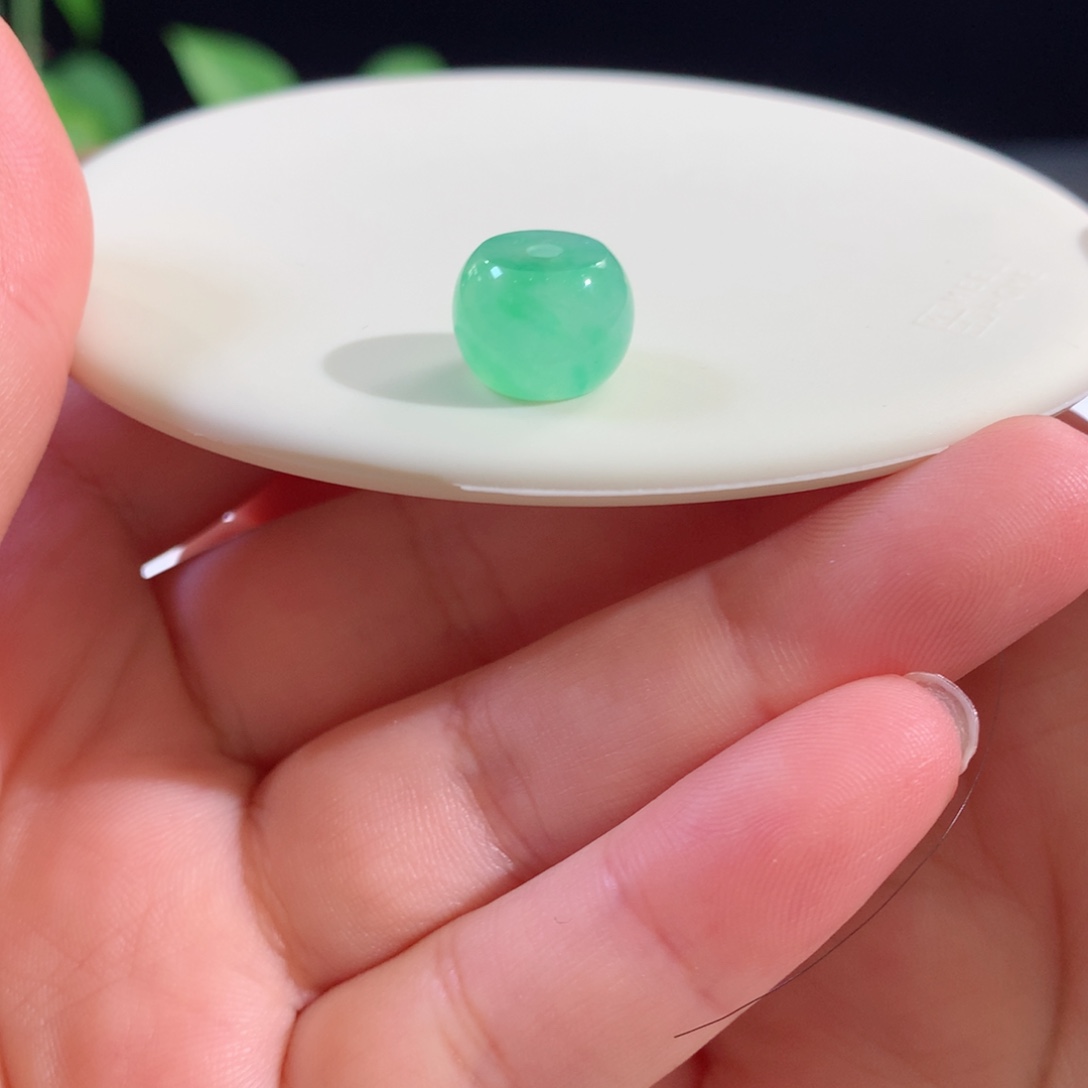未镶嵌手串翡翠甜绿鼓珠