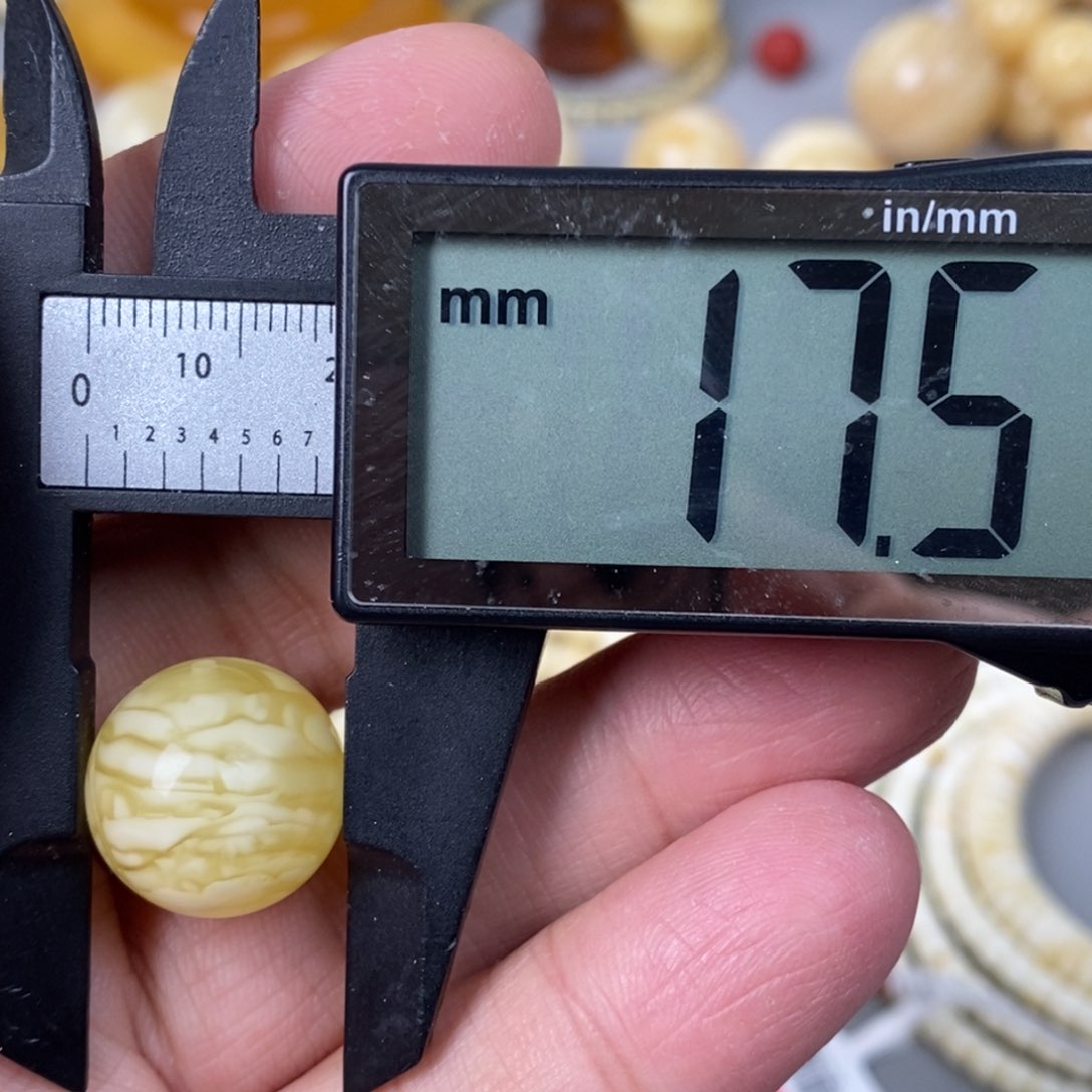 琥珀珠宝奇石未镶嵌有针尖花粉