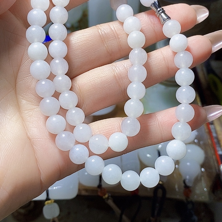 石英质玉颈饰未镶嵌唐*