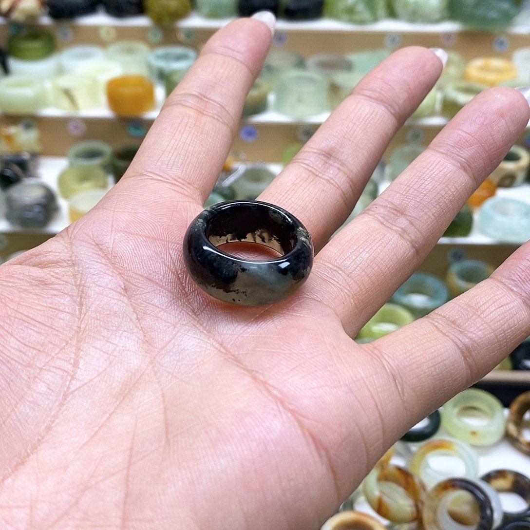 岫玉未镶嵌天然玉石A****