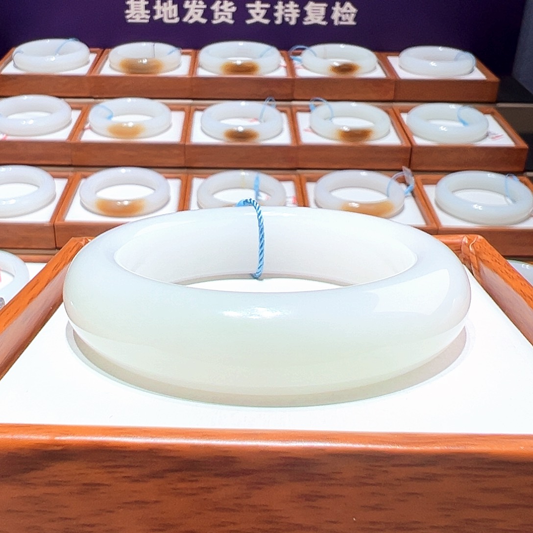 和田玉手镯 52 53未镶嵌