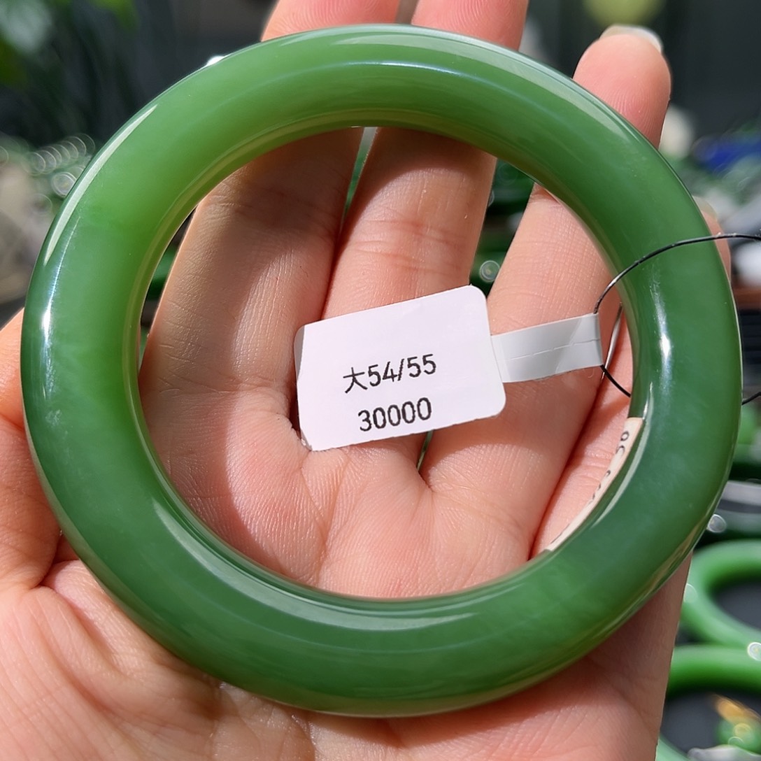 和田玉（碧玉）手镯未镶嵌