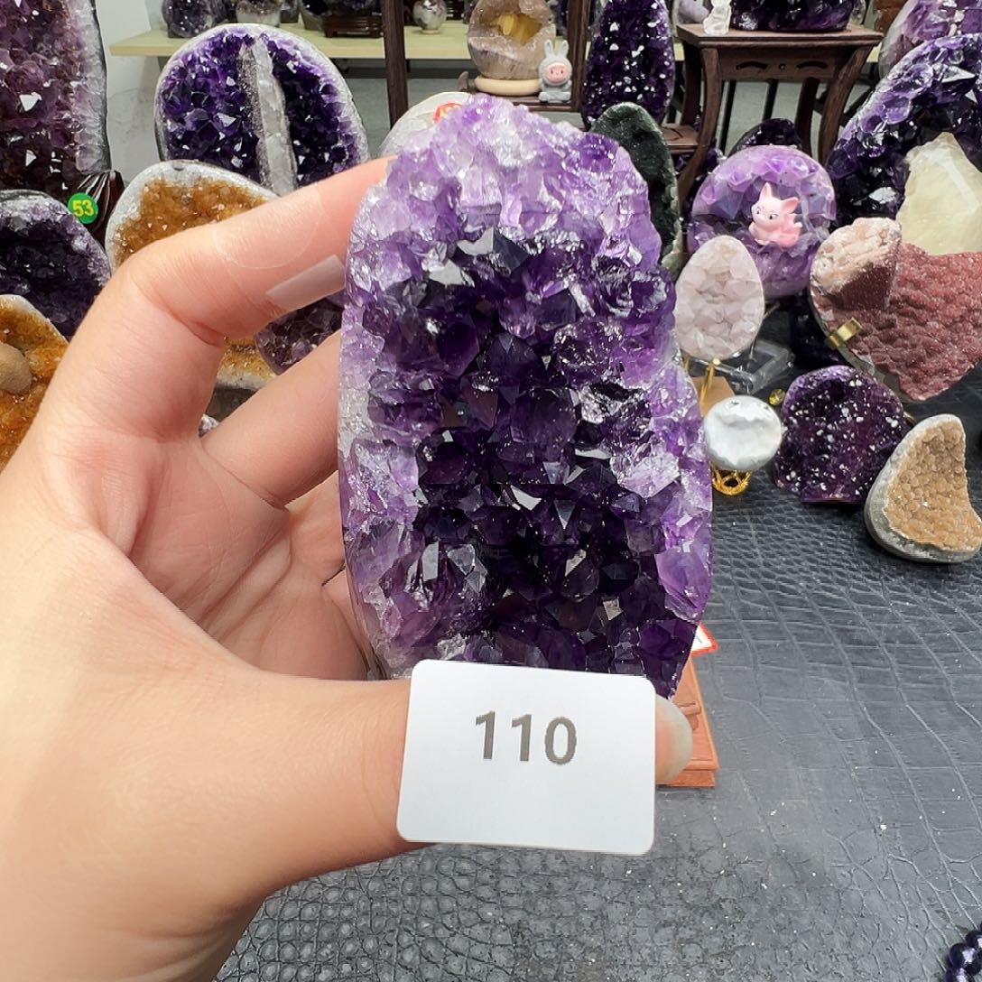 珠宝半成品未镶嵌紫晶