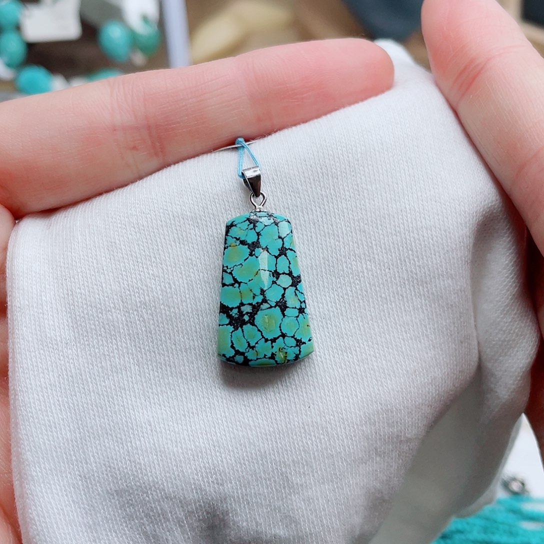 绿松石未镶嵌绿松石