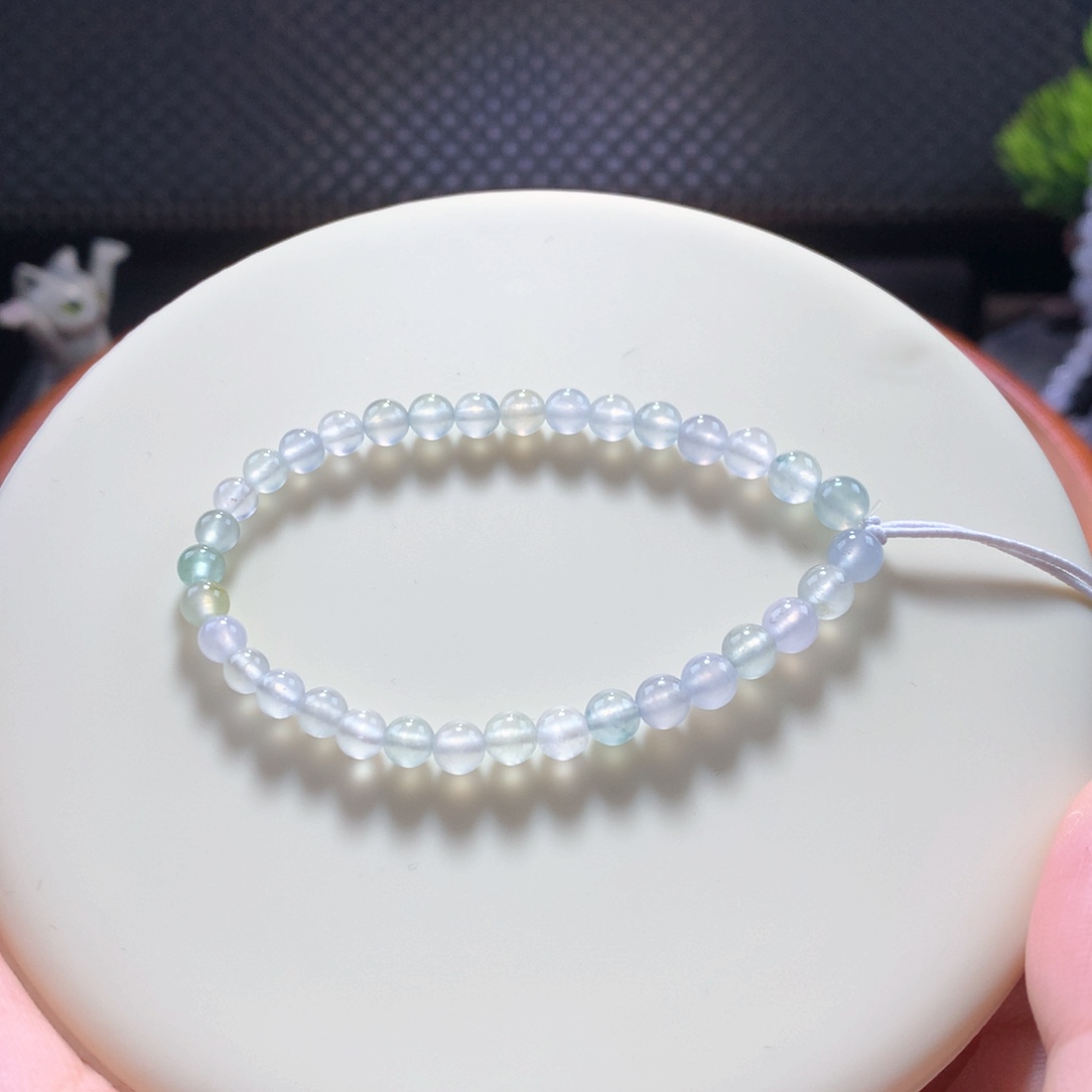 翡翠手链未镶嵌小灯泡