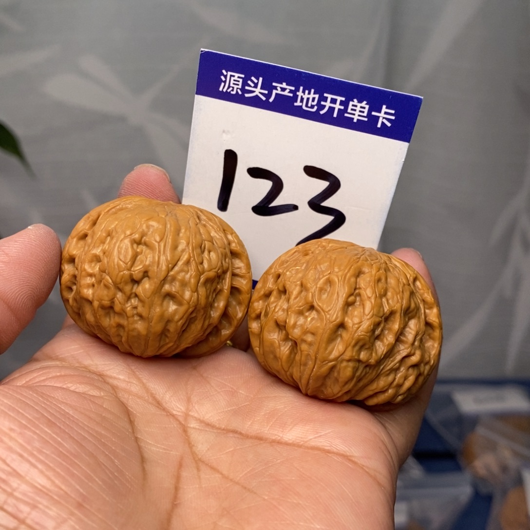 文玩核桃把件40铁锤