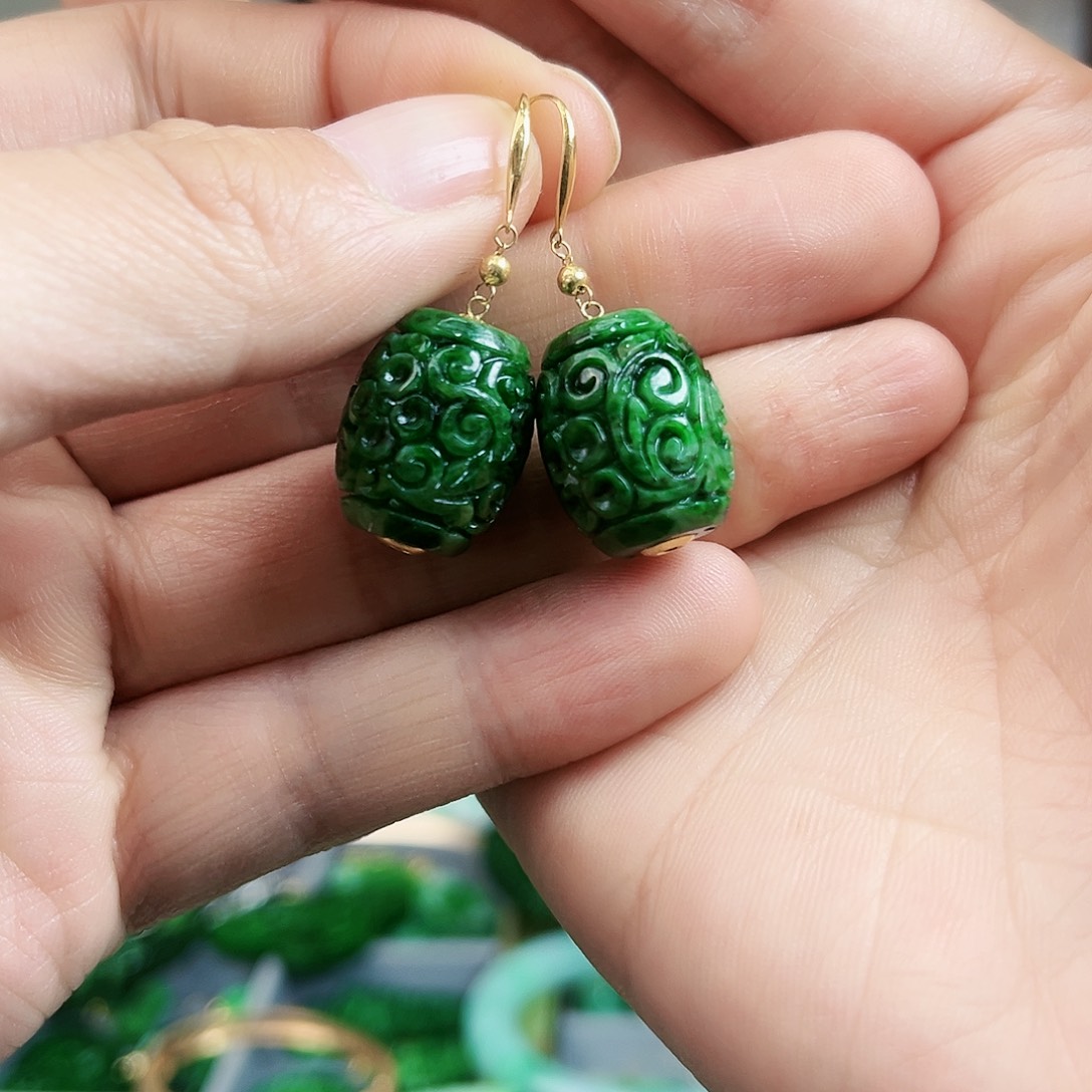 翡翠耳饰18K金镶嵌耳饰