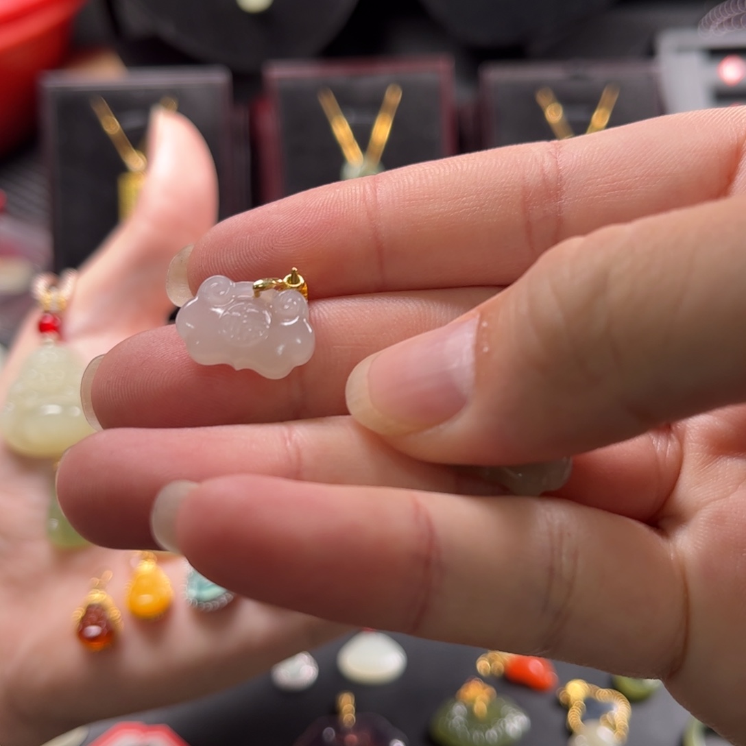 和田玉颈饰银S925镶嵌