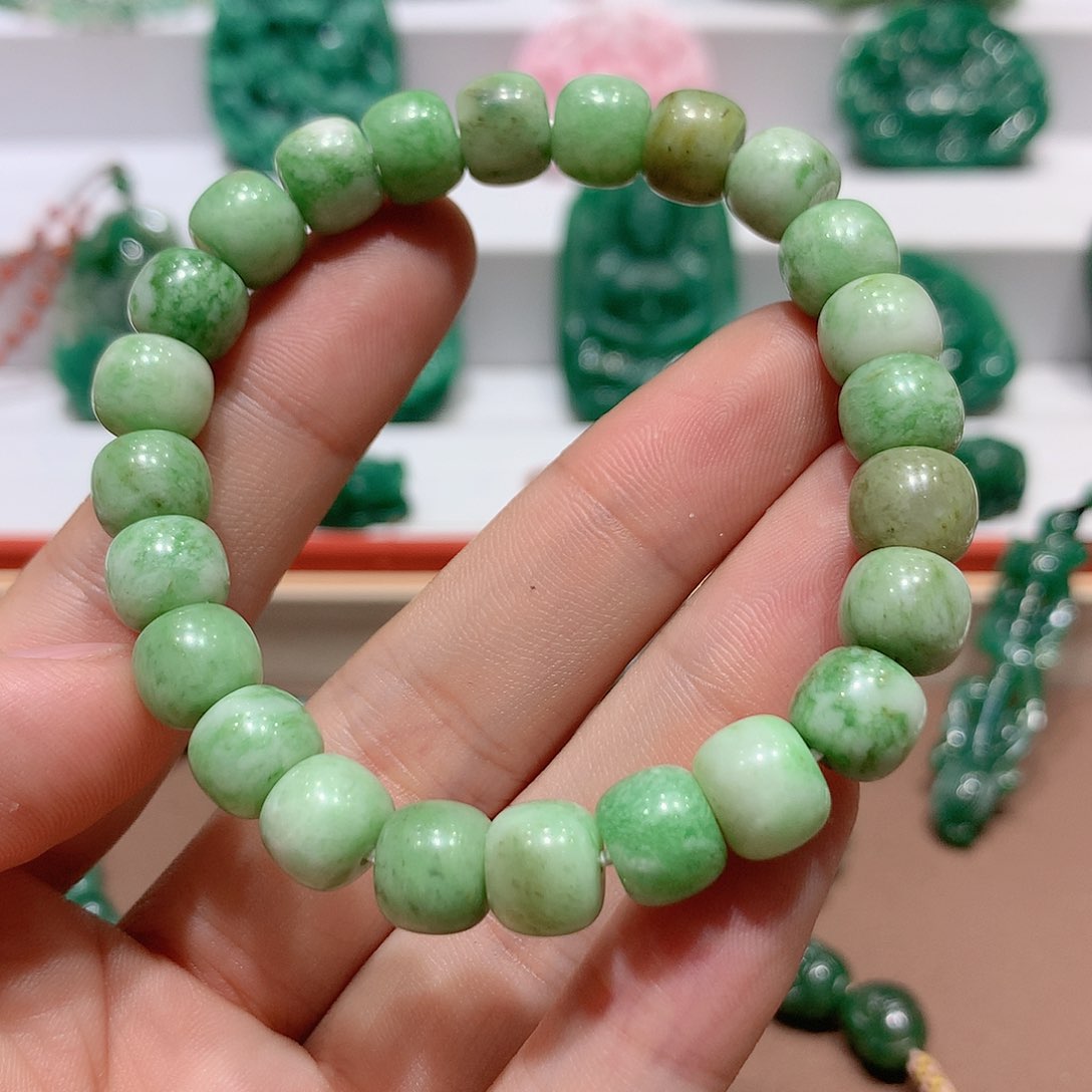 独山玉挂件未镶嵌