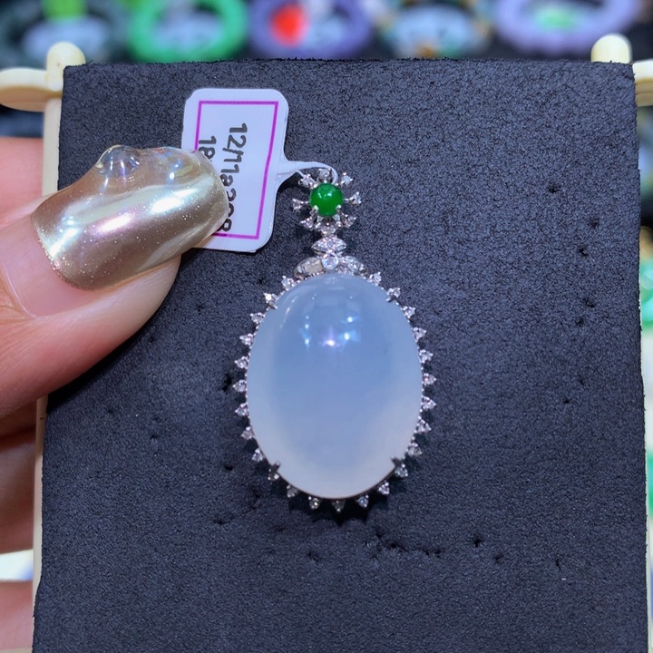 翡翠18K金镶嵌手链翡翠