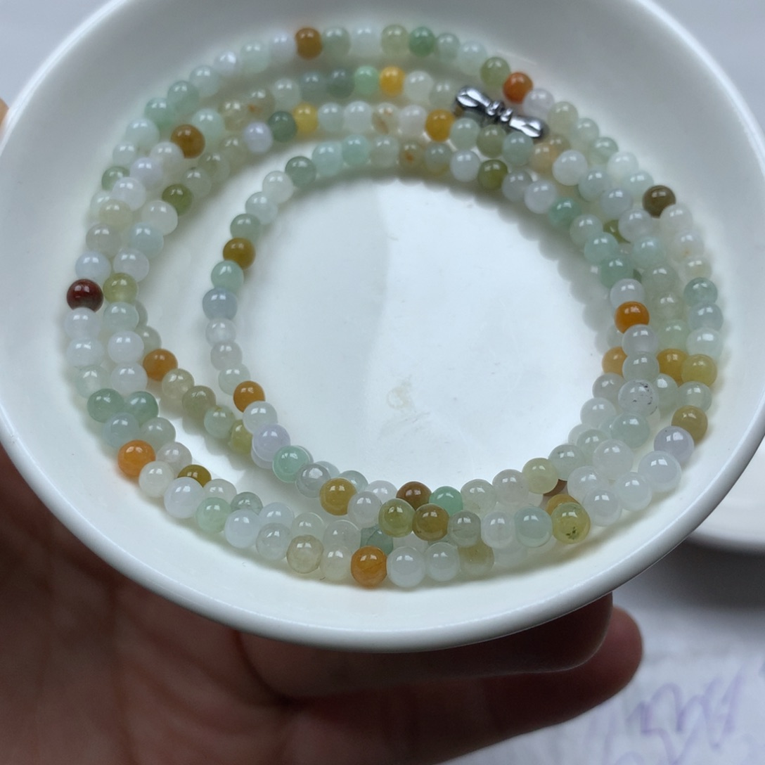 翡翠颈饰未镶嵌卡3➕。长串项链。