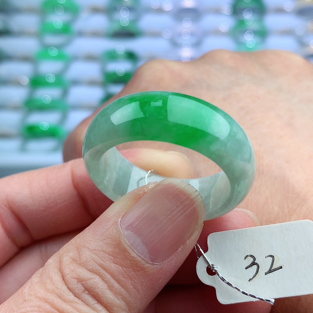 未镶嵌戒指翡翠32号