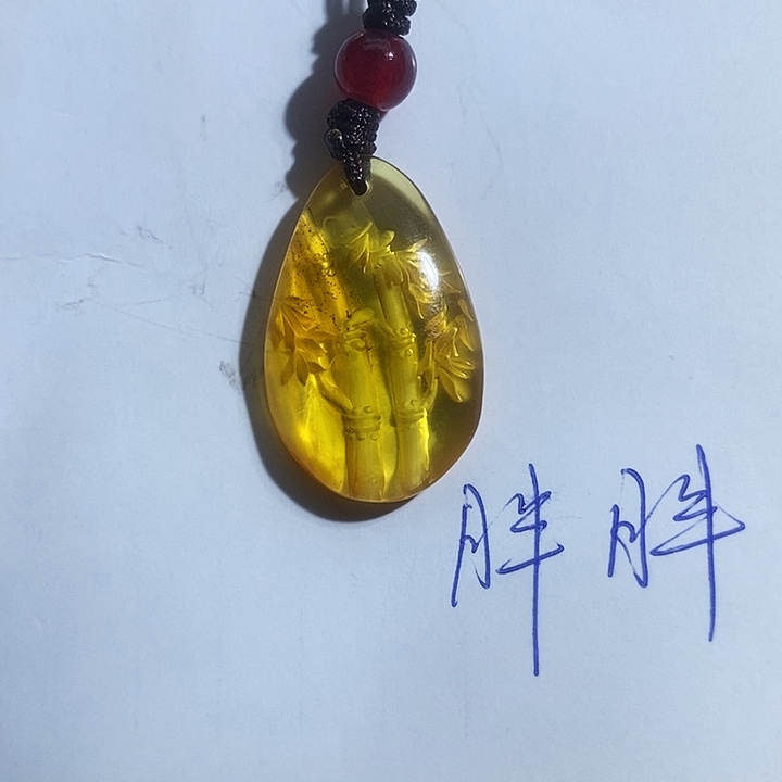 琥珀颈饰未镶嵌琥珀蜜蜡