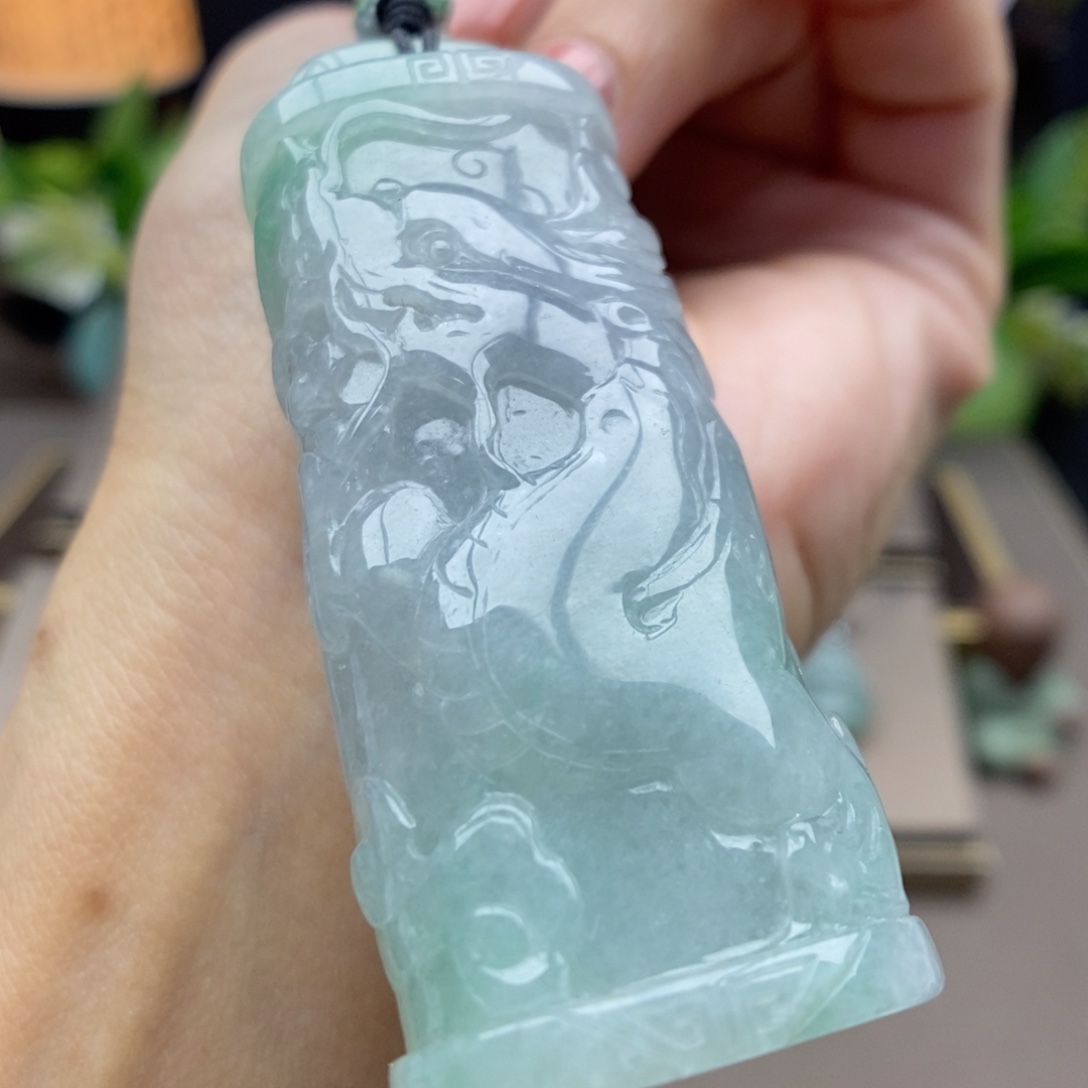 翡翠未镶嵌颈饰吊坠119