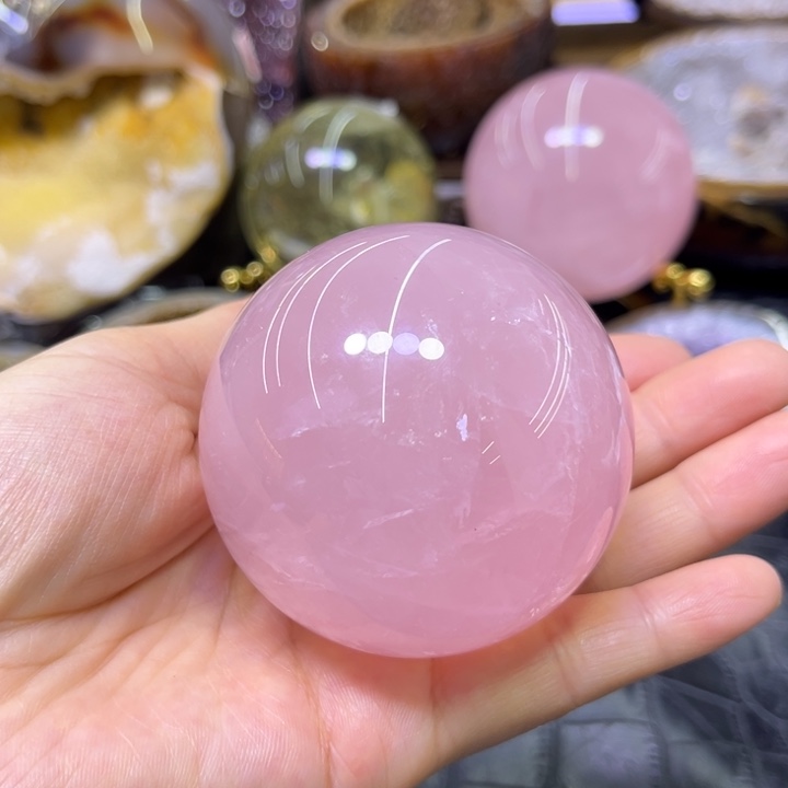 未镶嵌珠宝半成品水晶粉晶球