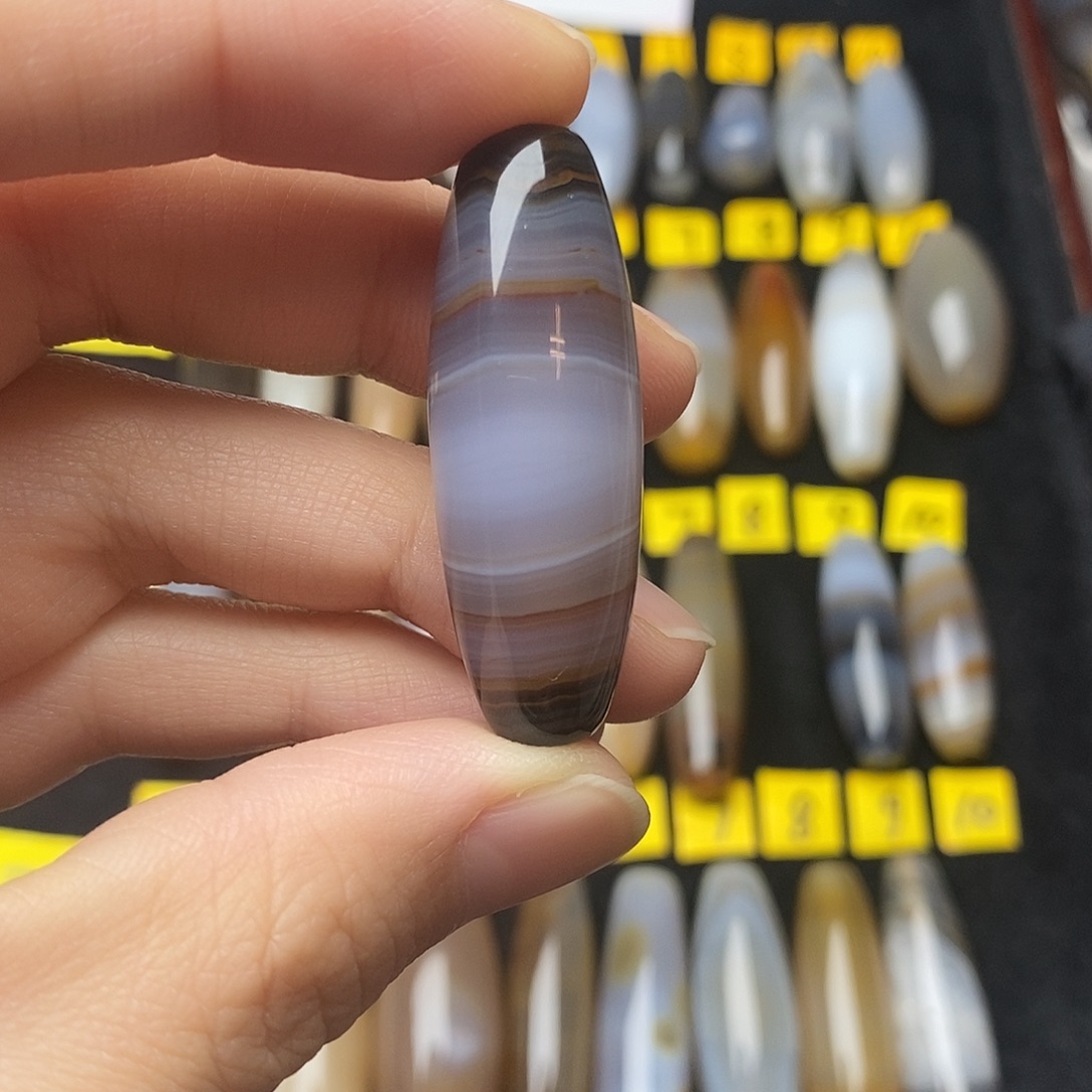 艺***饰玛瑙/玉髓未镶嵌颈饰