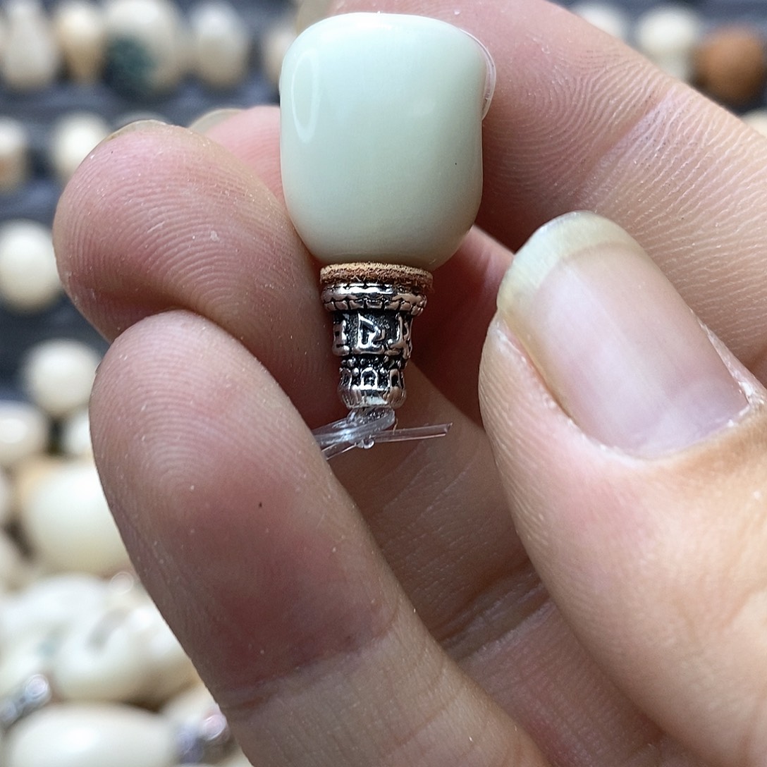 ？***菩提根/象牙果吊坠