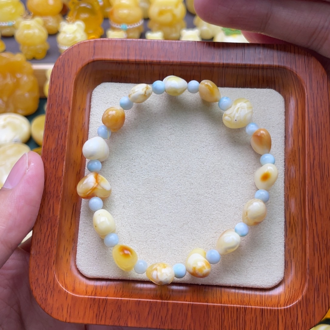 琥珀未镶嵌裸石蜜蜡