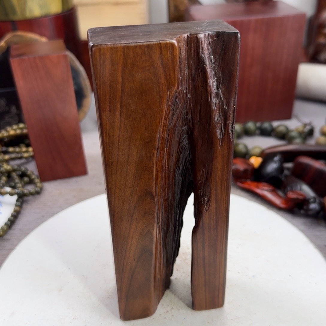 大果紫檀（缅甸花梨）蝎*