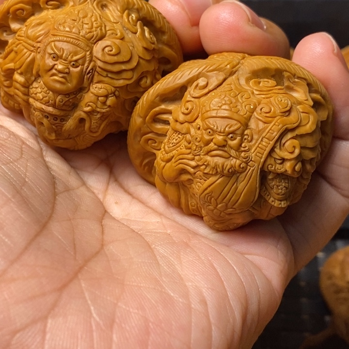 文玩核桃把件朝*四大天王