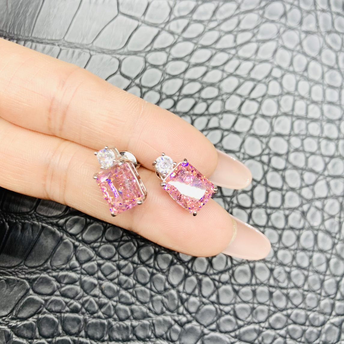 铜合金合成锆石耳饰 少女风女帕帕粉色瑞丽耳钉饰品简约气质198