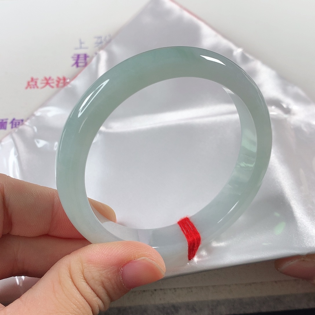 翡翠手镯未镶嵌⑦⑥