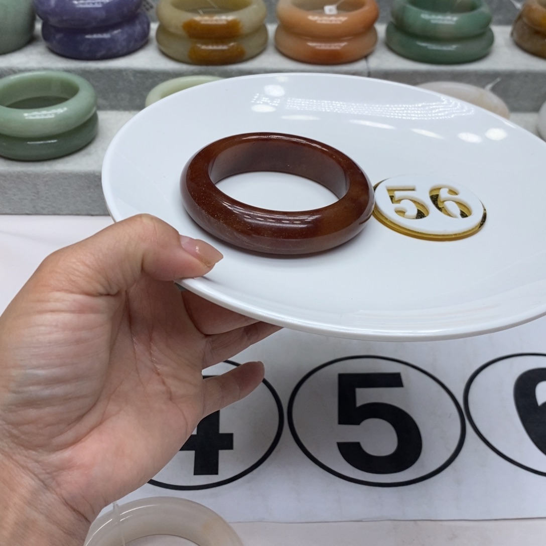 石英质玉未镶嵌手镯