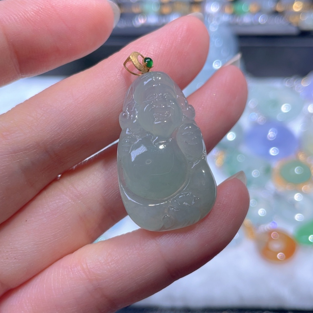 翡翠18K金镶嵌颈饰翡翠