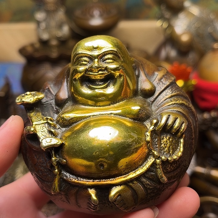 精美铜器批发档口