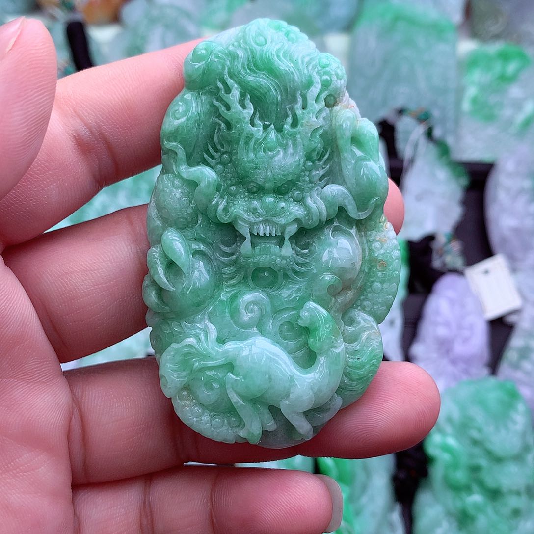 翡翠吊坠(不含链)未镶嵌