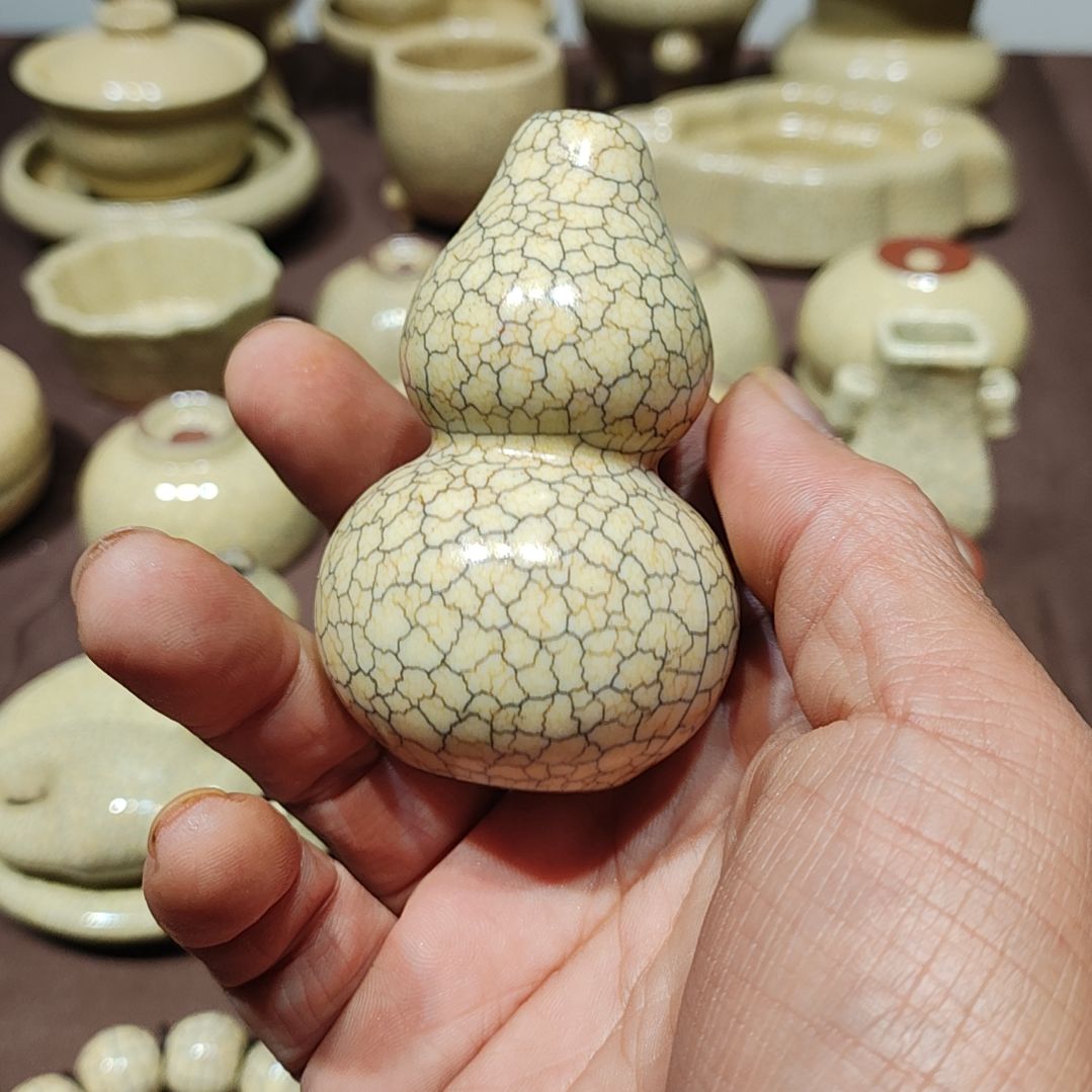 龚东华老师梅花墨纹作品