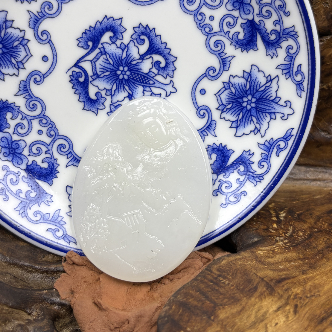 新疆和田玉，21克，山水观音.