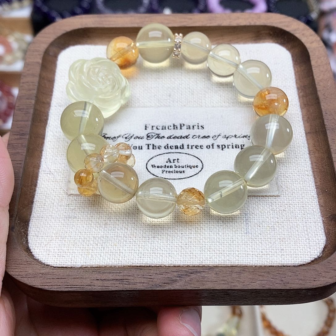 水晶手链未镶嵌时**囊柠檬黄水晶手串