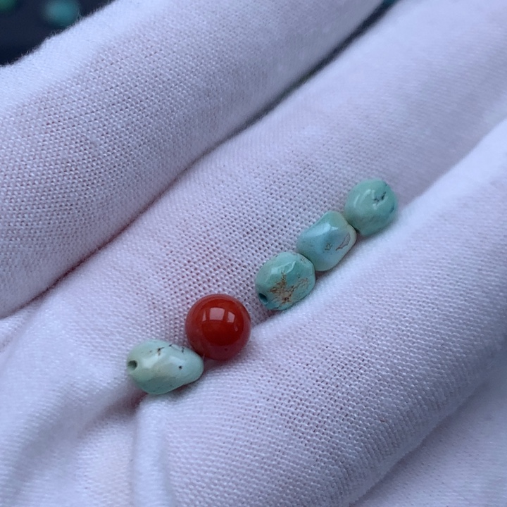 南红玛瑙未镶嵌珠宝奇石