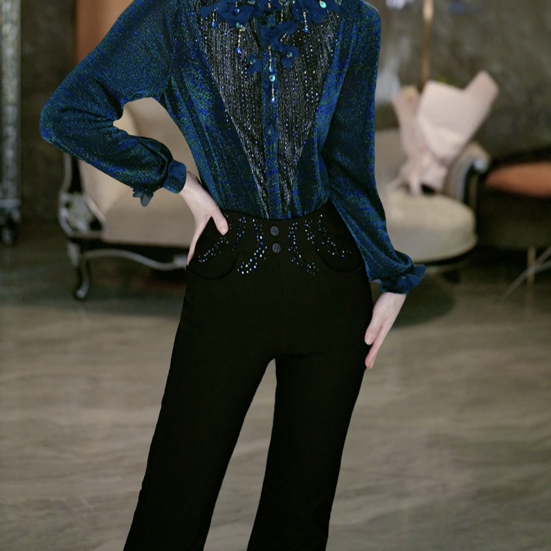 11-20【热情似火】重工时尚气质百搭羽绒微喇裤