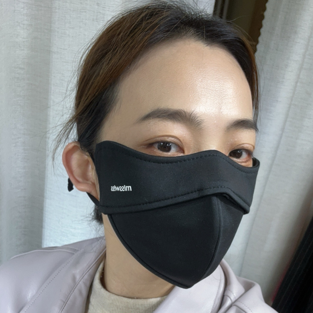 M户外保暖防晒口罩中间硅胶条支撑防蹭搞笑口红UPF50+拍一发二