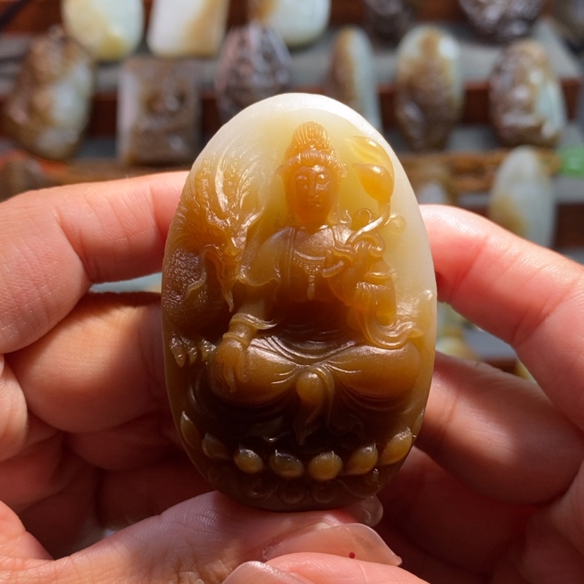 【闪购商品】和田玉（糖玉）吊坠未镶嵌凉*