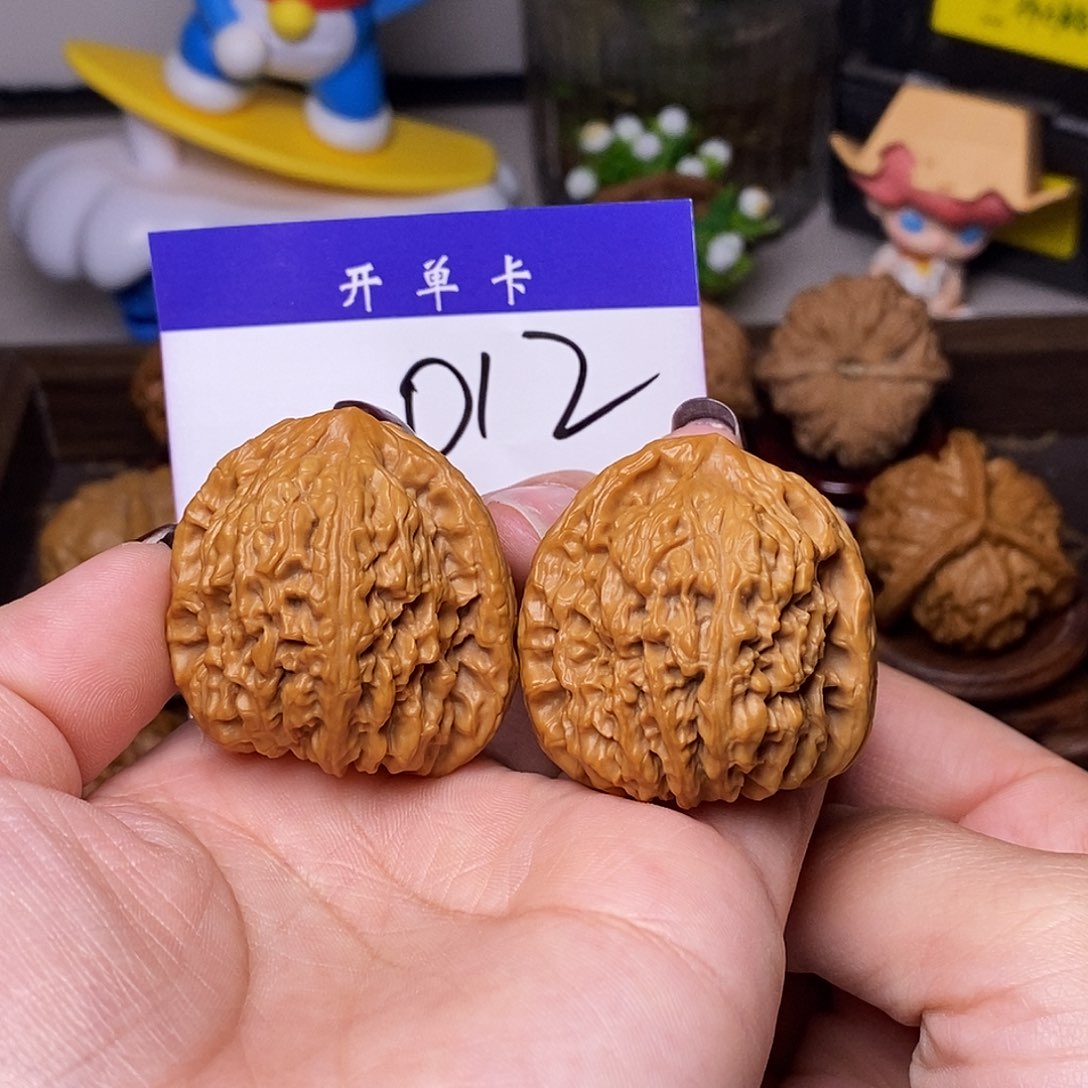 桃核吊坠文玩核桃南疆石37全品n