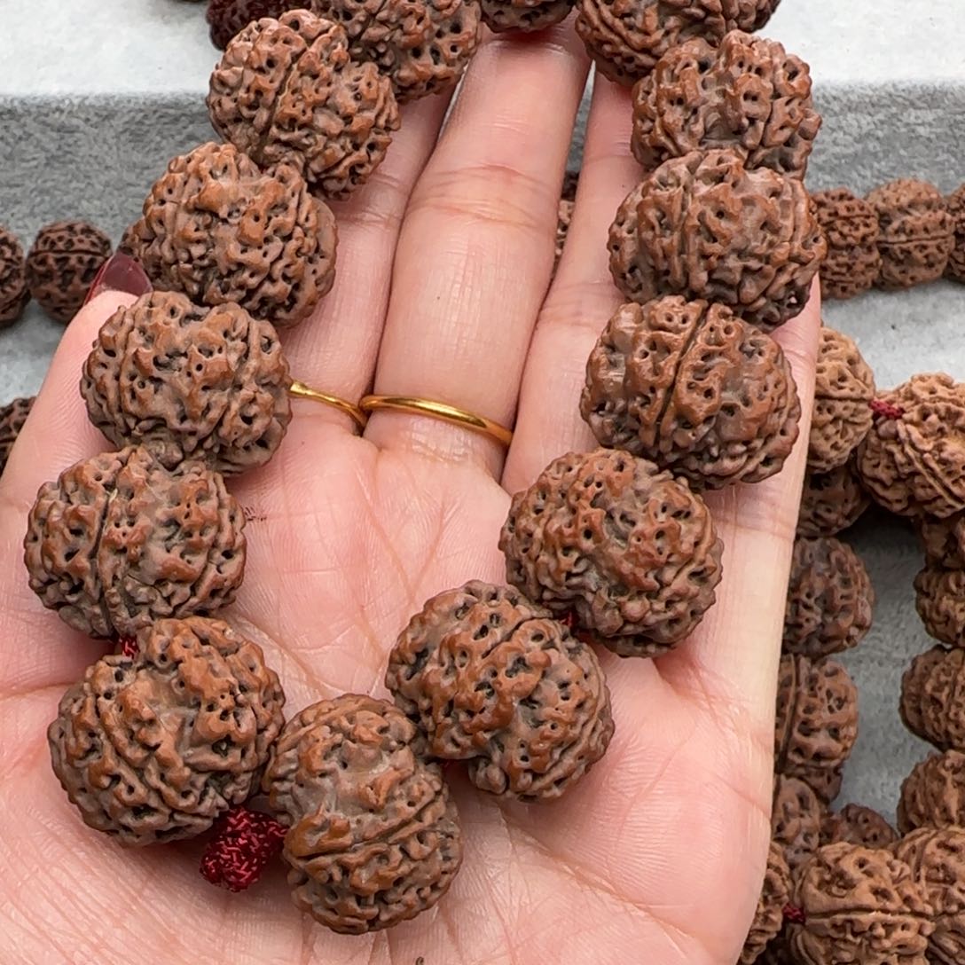 金刚菩提手串万*青23纽扣梅花双龙一号