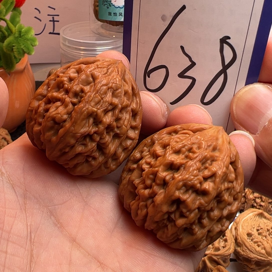 文玩核桃把件虎头王39尺寸638号