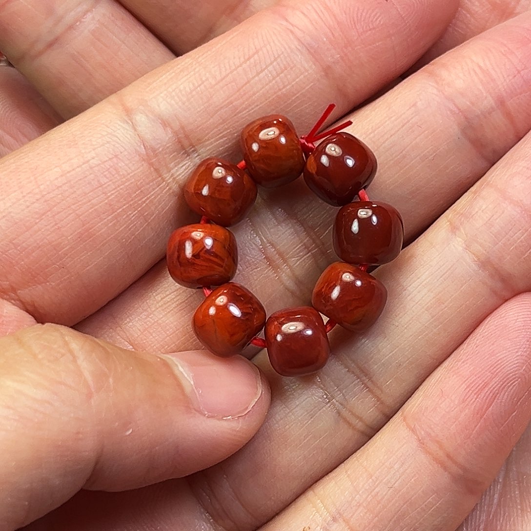 南红玛瑙原矿老型8mm8颗未镶嵌