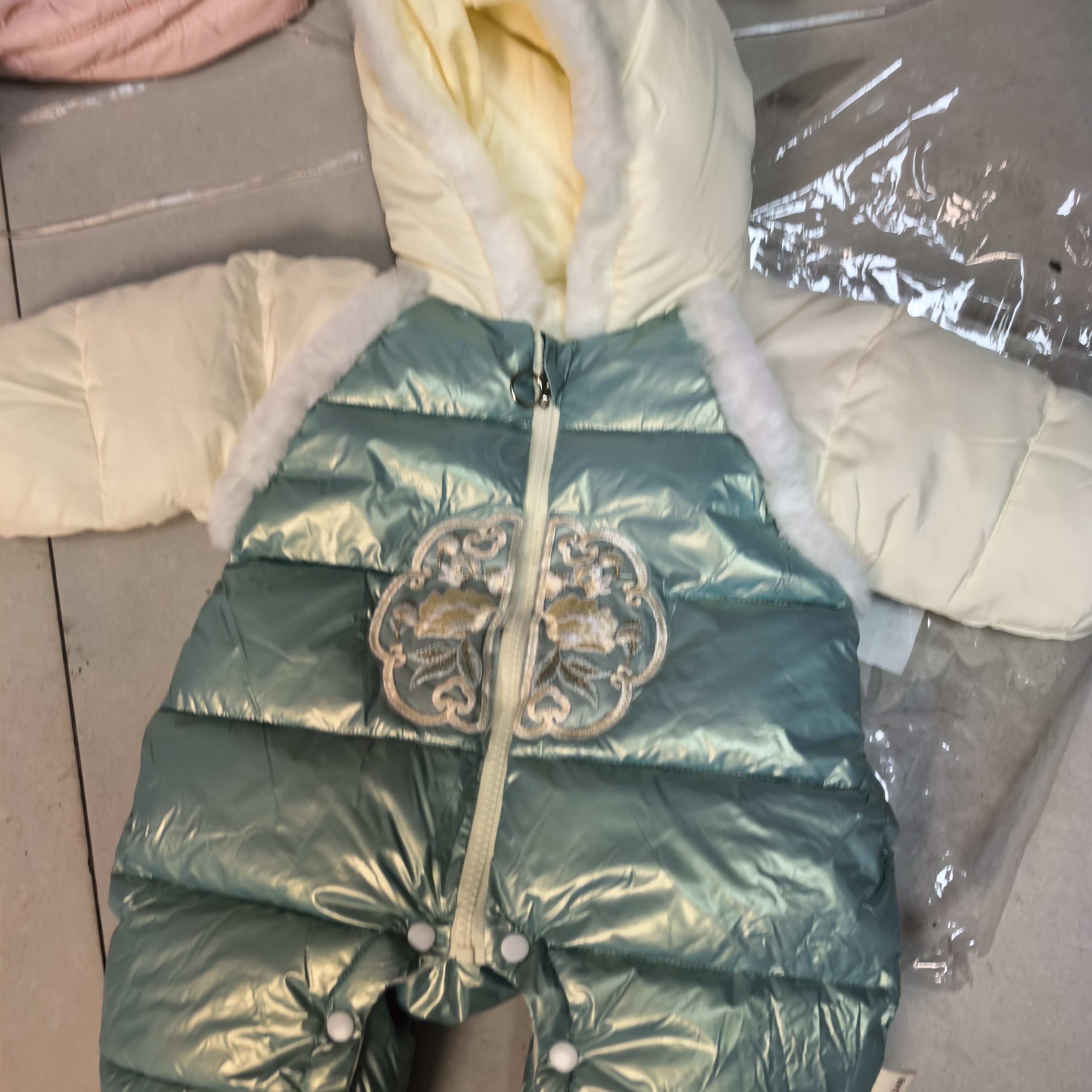 巫师帽绿色国风连体衣