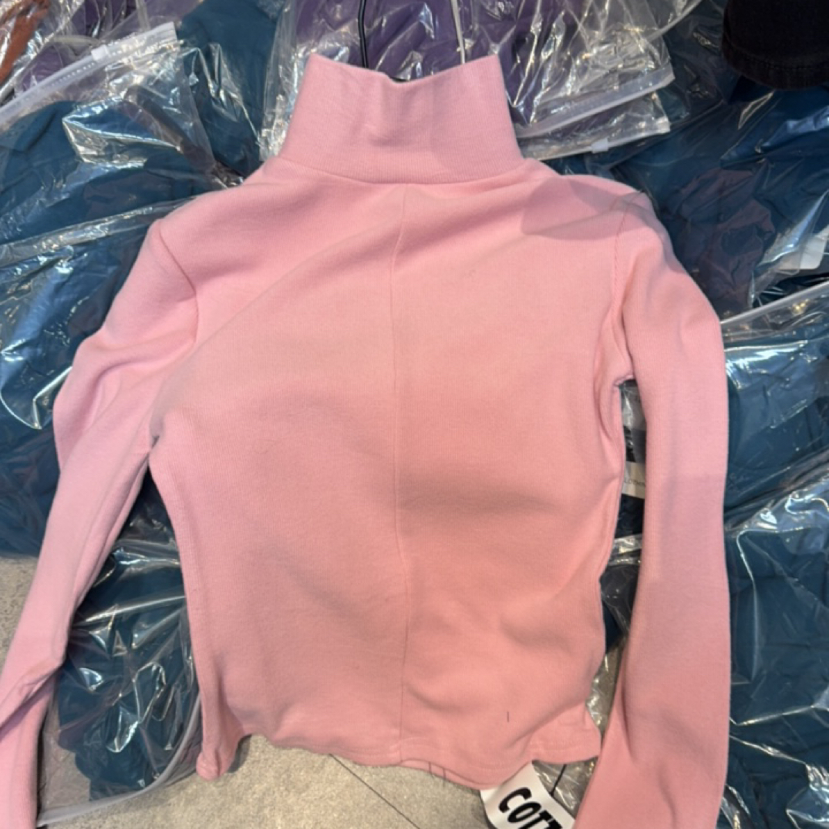 新品定制粉色加绒修身百搭秋冬打底衫