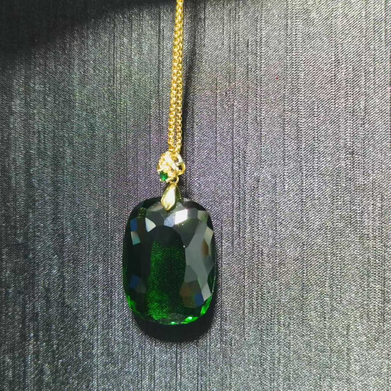 XJ岚霏甄选》时尚吊坠DZ0109配链子