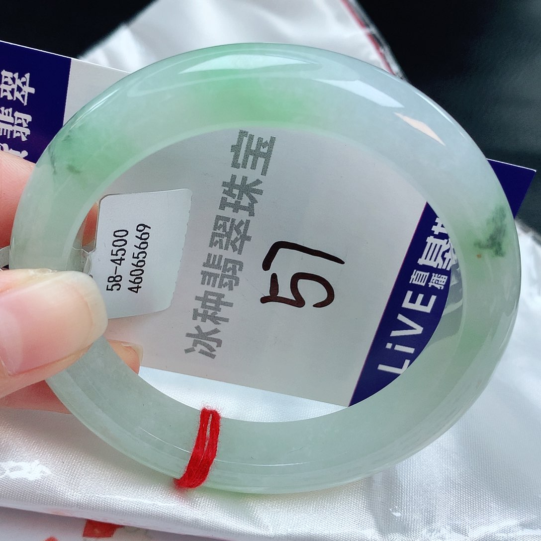 翡翠手镯未镶嵌缅甸天然A货翡翠手镯