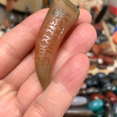 玛瑙/玉髓颈饰合金