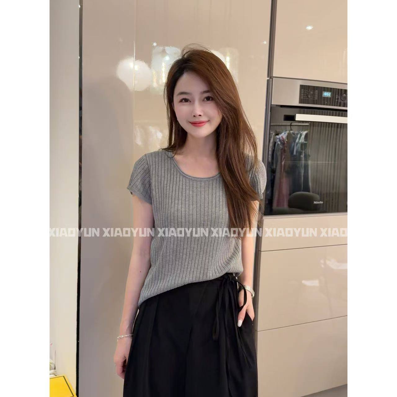 三色亚麻上衣 小允姐姐2025新款时尚气质高级竖纹正肩T恤上衣