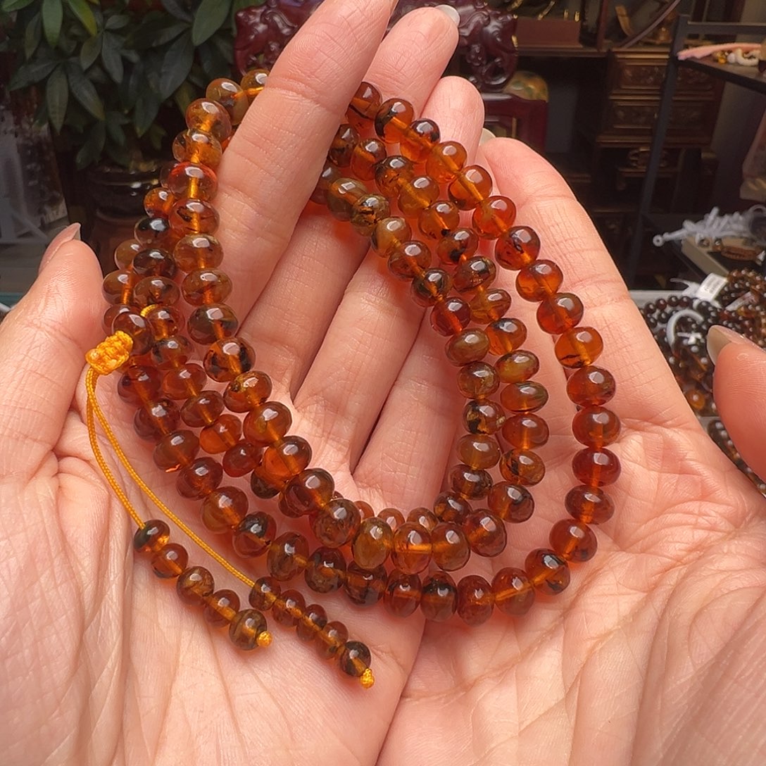 琥珀未镶嵌裸石抚顺琥珀20671七