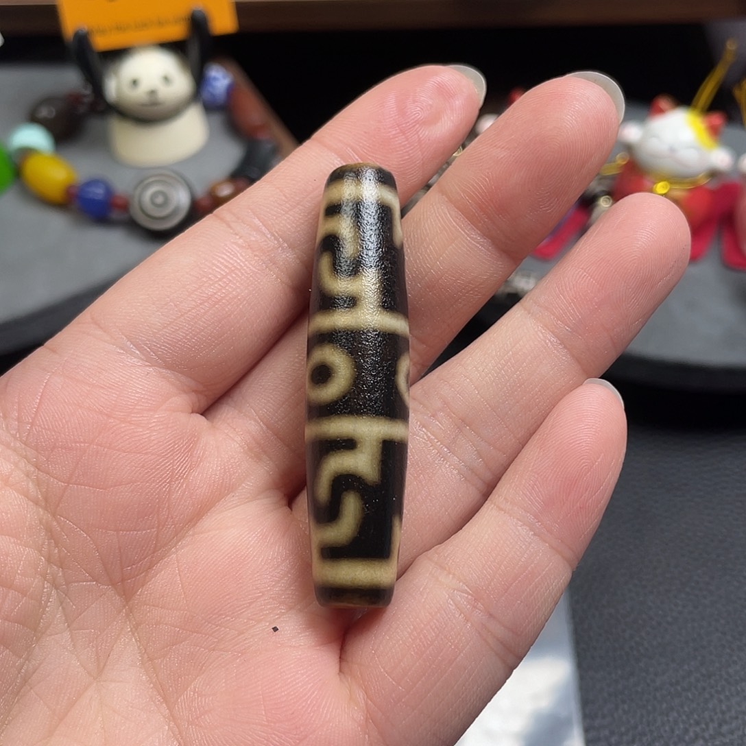 乐***呵玛瑙/玉髓未镶嵌颈饰